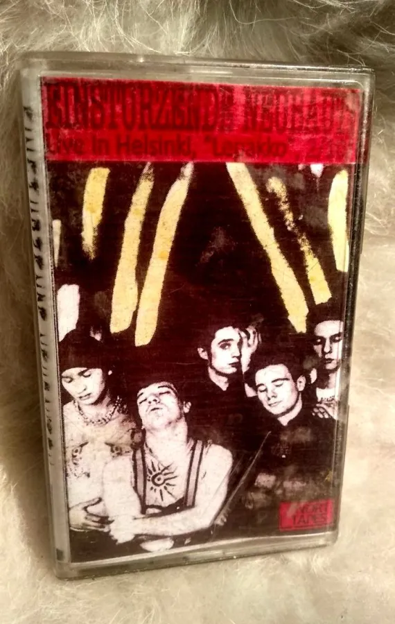 Live in helsinki, "Lepakko", 2 /10 / 84